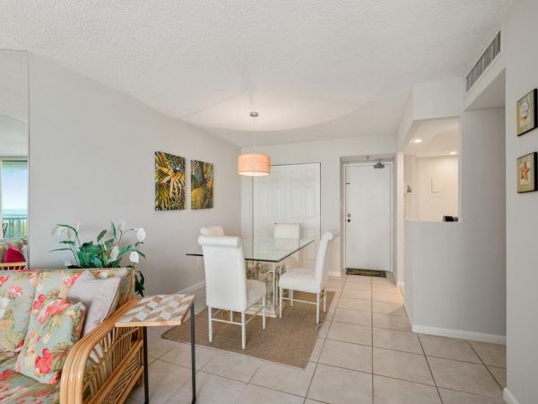 Marco Island Beachfront Rental Condo