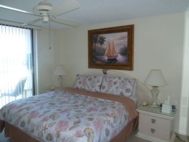 Marco Island Condo 912695