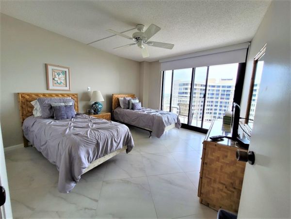 Marco Island Vacation Rental - Marco Island Beachfront Condo