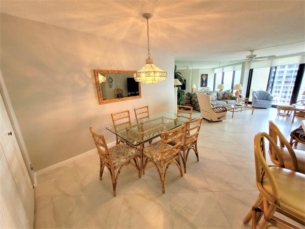 Marco Island Vacation Rental - Marco Island Beachfront Condo