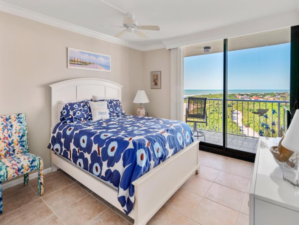 Beautiful Marco Island 2 Bedroom Condo Sleeps 4