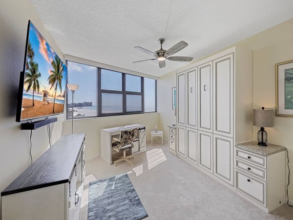 Marco Island Lovely 2 Bedroom Beach Condo Sleeps Six Guests