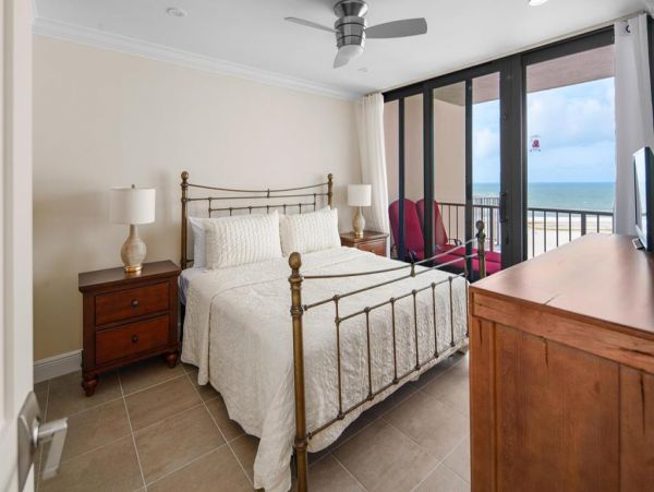 Marco Island Beachfront Two Bedroom Vacation Condo.