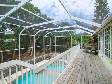 Sanibel Home 912746
