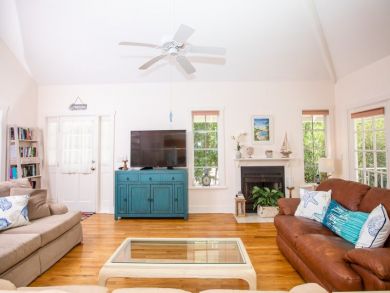 Sanibel Home 912746