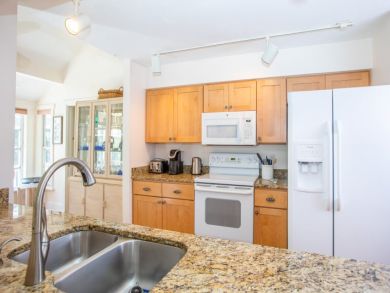 Sanibel Home 912746