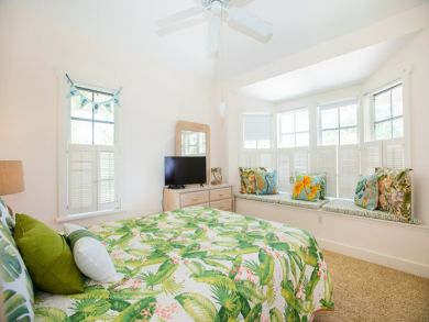 Sanibel Home 912746