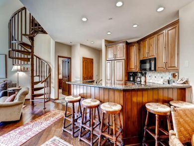 Luxury Beaver Creek Rental Accommodation Three Bedrooms