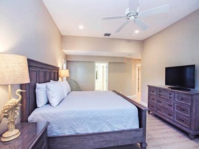 Sanibel Home 912759