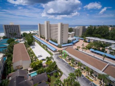 Siesta Key Two Bedroom Vacation Condo Steps to the Beach