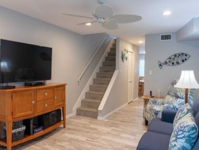 Siesta Key Two Bedroom Vacation Condo Steps to the Beach