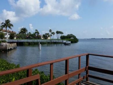 Bradenton Beach Vacation Rental Condo Three Bedrooms