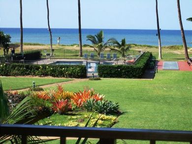 Panoramic Views From This 2 Bedroom Condo Panoramic Views From This 2 Bedroom Condo