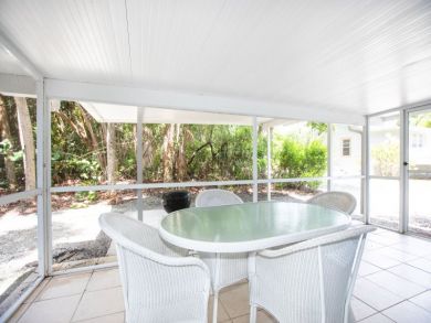 Sanibel Condo 912795