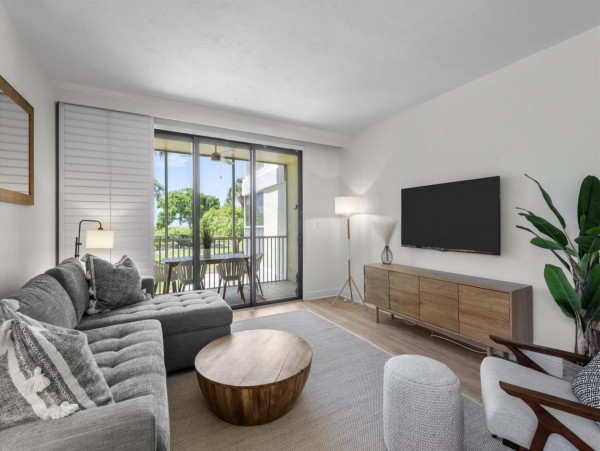Two Bedroom Vacation Condo in Captiva Island Sleeps Six