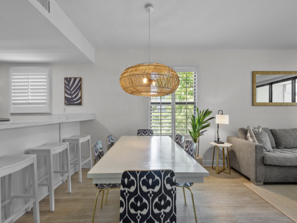 Two Bedroom Vacation Condo in Captiva Island Sleeps Six