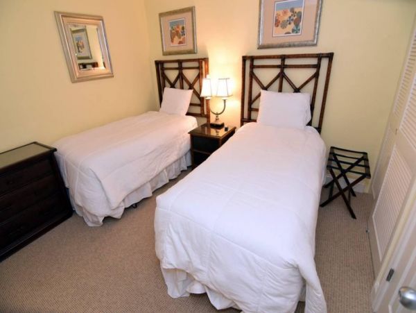Direct Beachfront Privately Owned Resort Beach Condo