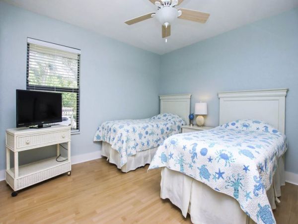 Captiva Two Bedroom Walk to Beach Vacation Home Sleeps Six