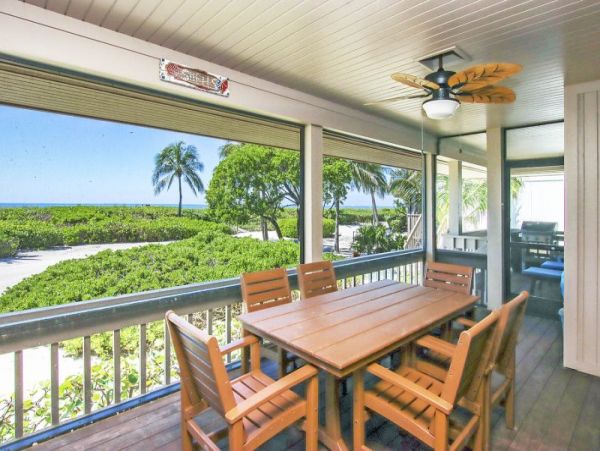 Captiva Two Bedroom Walk to Beach Vacation Home Sleeps Six
