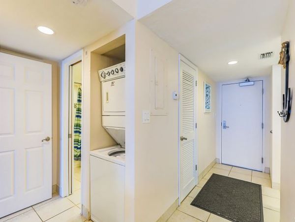 What A Dreamy Beachfront Vacation Condo.