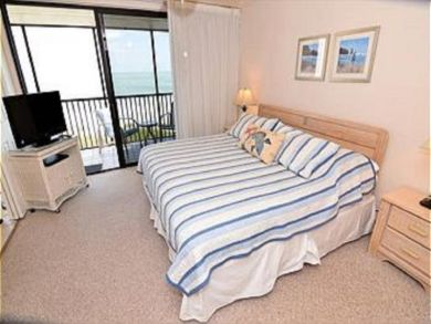 Privately owned Sundial unit, no resort amenities