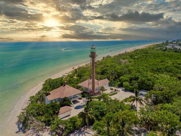 Private Sundial unit does not have full resort access