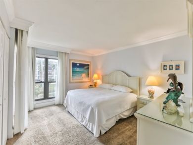 SANIBEL CONDO WITH PARTIAL GULF VIEW