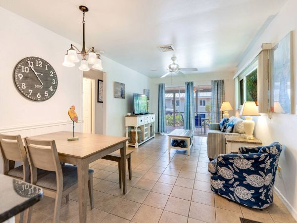 Sanibel Home 912840