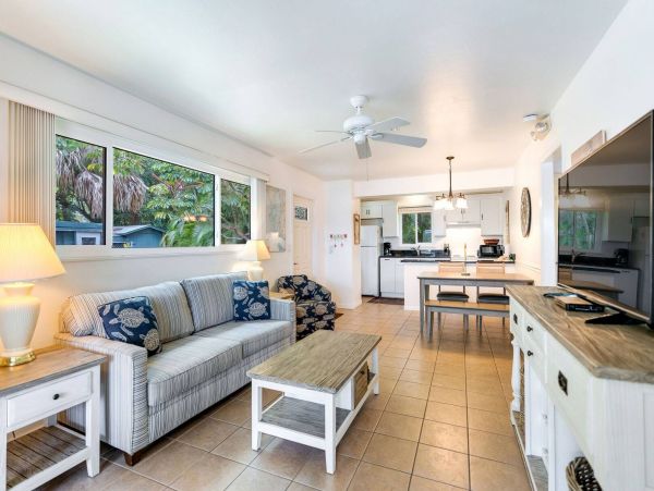 Sanibel Home 912840
