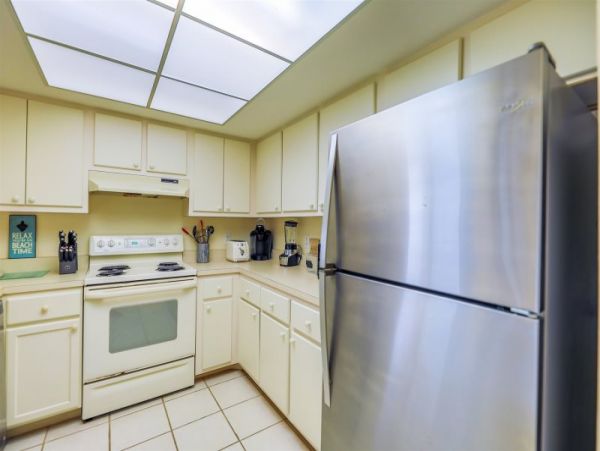 On the Golf Course! Two Bedroom Vacation Duplex in Sanibel