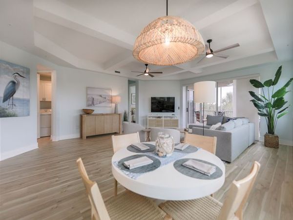 Sanibel Two Bedroom Vacation Condo Sleeps Six Guests