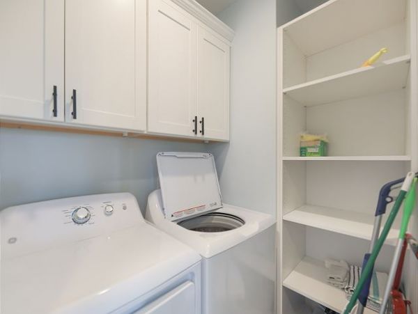 Sanibel Two Bedroom Vacation Condo Sleeps Six Guests