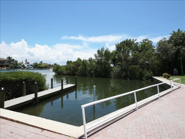Short Walk to Beach Siesta Key Vacation Home Two Bedroom