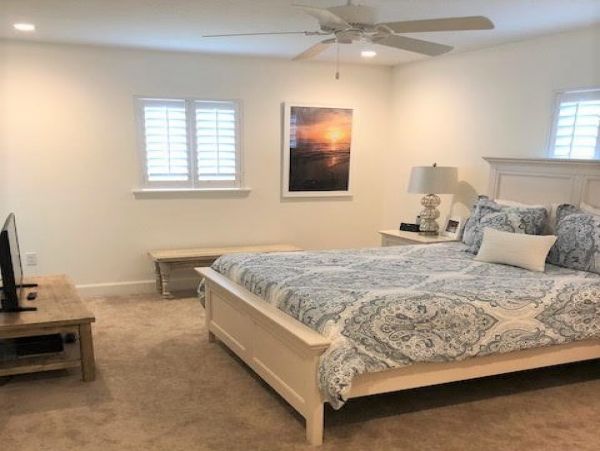 Beachside Vacation Villa in Siesta Key Sleeps  5 Guests