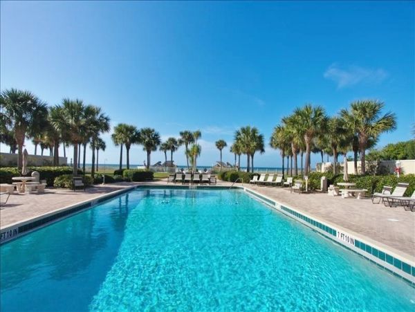 Beachside Vacation Villa in Siesta Key Sleeps  5 Guests