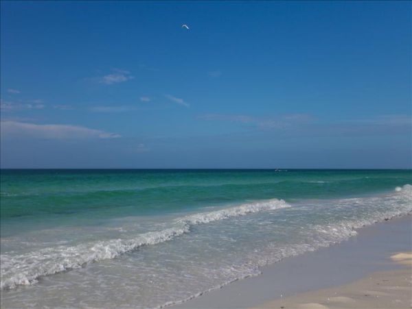 Siesta Key One Bedroom Vacation Condo with Stunning Gulf Views