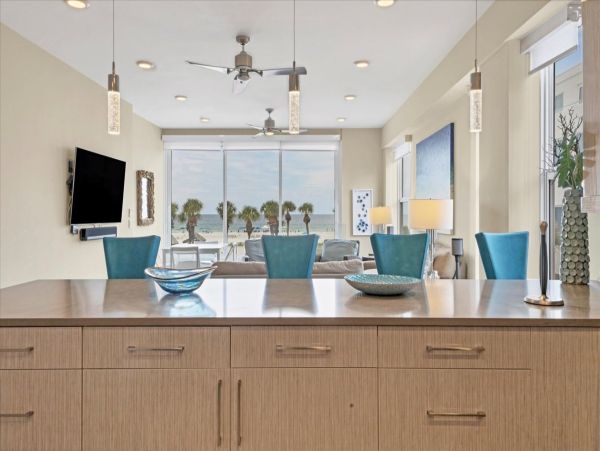 One of the Largest One Bedroom Beach Rentals Siesta Key