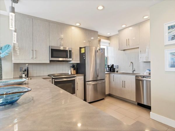 One of the Largest One Bedroom Beach Rentals Siesta Key