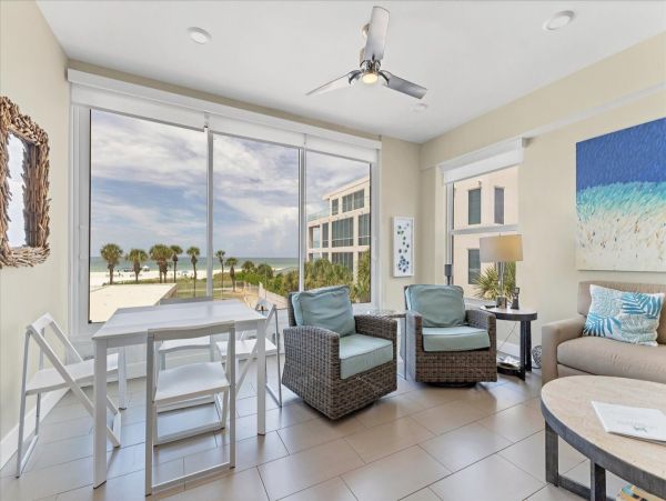 One of the Largest One Bedroom Beach Rentals Siesta Key