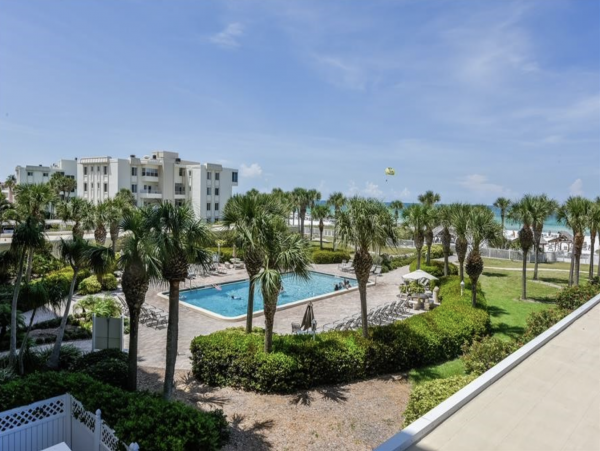 Beach View 1 Bedroom Condo on Siesta Key Beach
