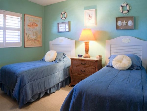 Siesta Key Two Bedroom Vacation Condo Sleeps 4