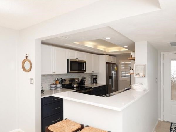 Siesta Key Two Bedroom Vacation Condo Sleeps 4