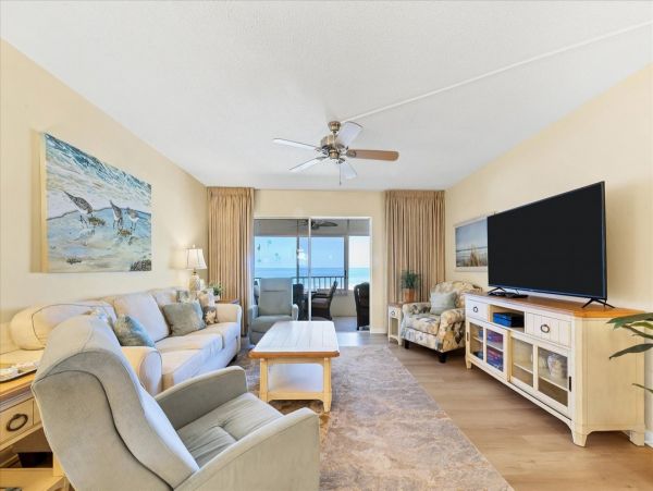 Siesta Key Condo 2 Bedrooms Sleeps 4 Pool & Ocean Views