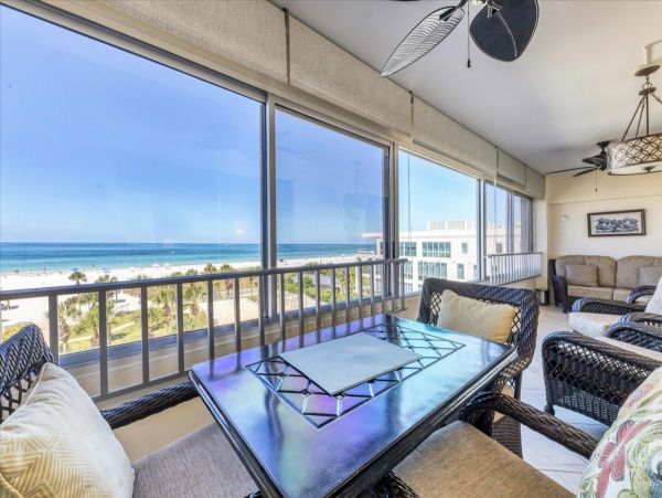 Siesta Key Condo 2 Bedrooms Sleeps 4 Pool & Ocean Views