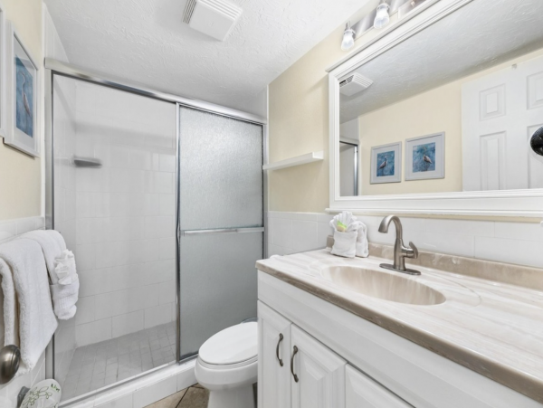 Siesta Key Condo 2 Bedrooms Sleeps 4 Pool & Ocean Views