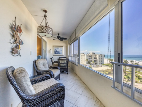 Siesta Key Condo 2 Bedrooms Sleeps 4 Pool & Ocean Views