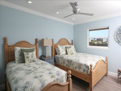 Siesta Key Condo 912885