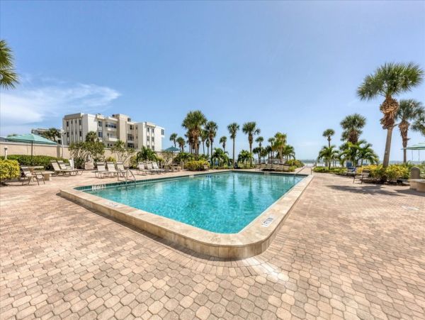 Gulf Front Two Bedroom Siesta Key Vacation Condo