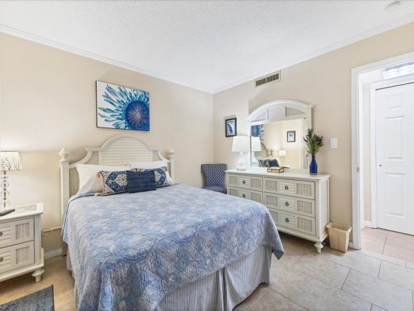 Gulf Front Two Bedroom Siesta Key Vacation Condo