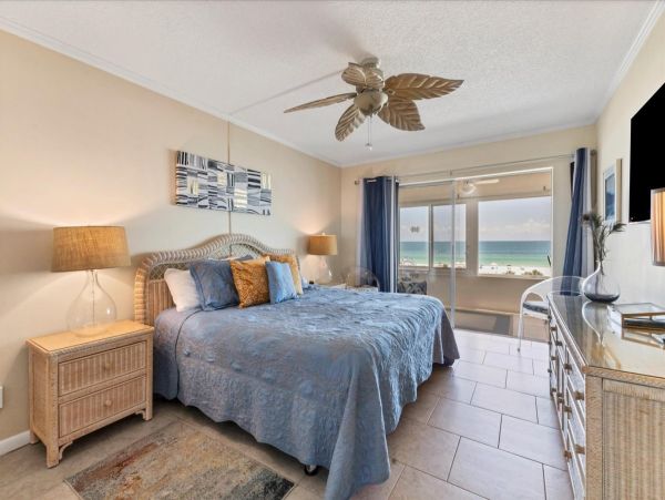 Gulf Front Two Bedroom Siesta Key Vacation Condo